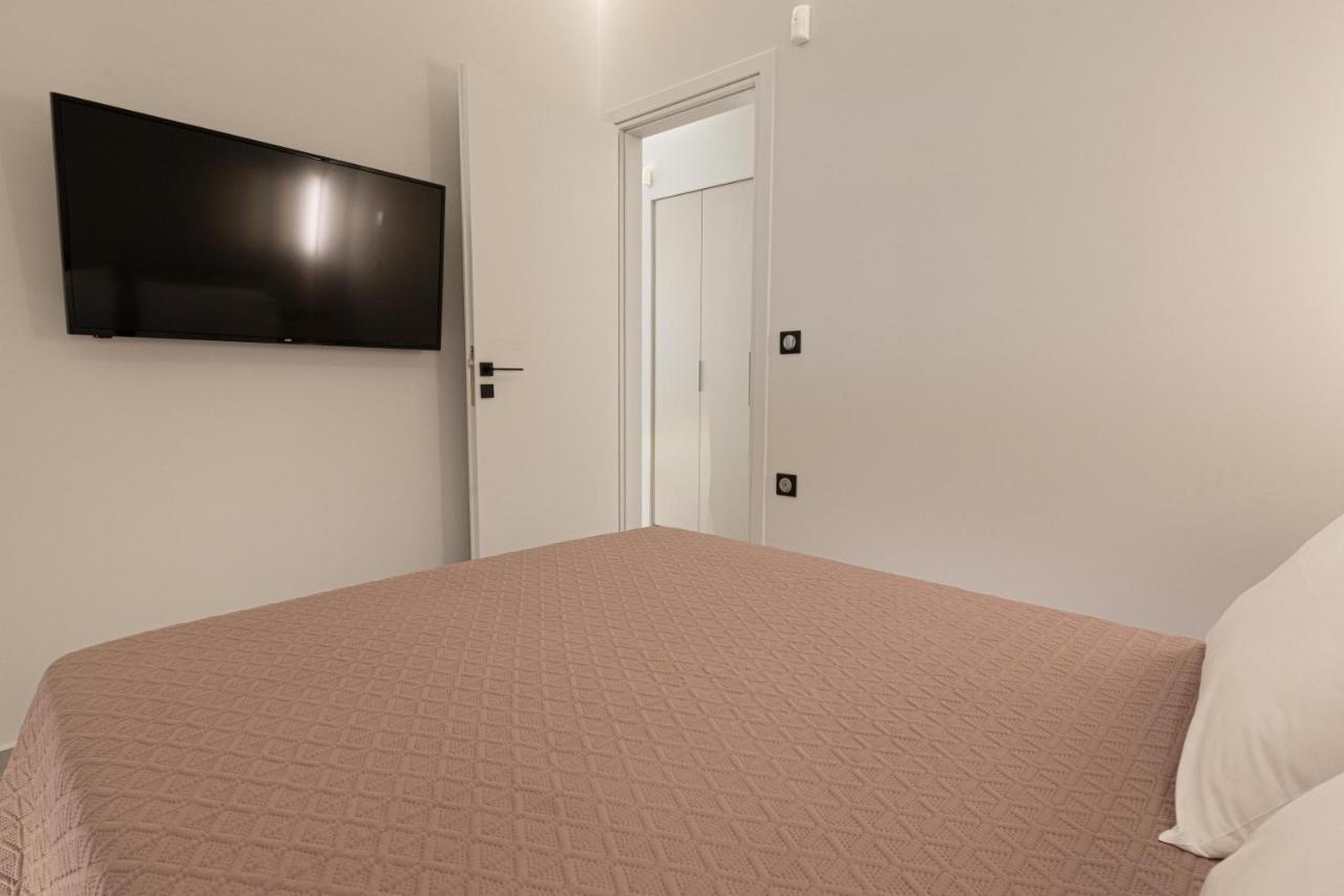 Billmar Luxury Apartment In The Center Of Gythio Ngoại thất bức ảnh
